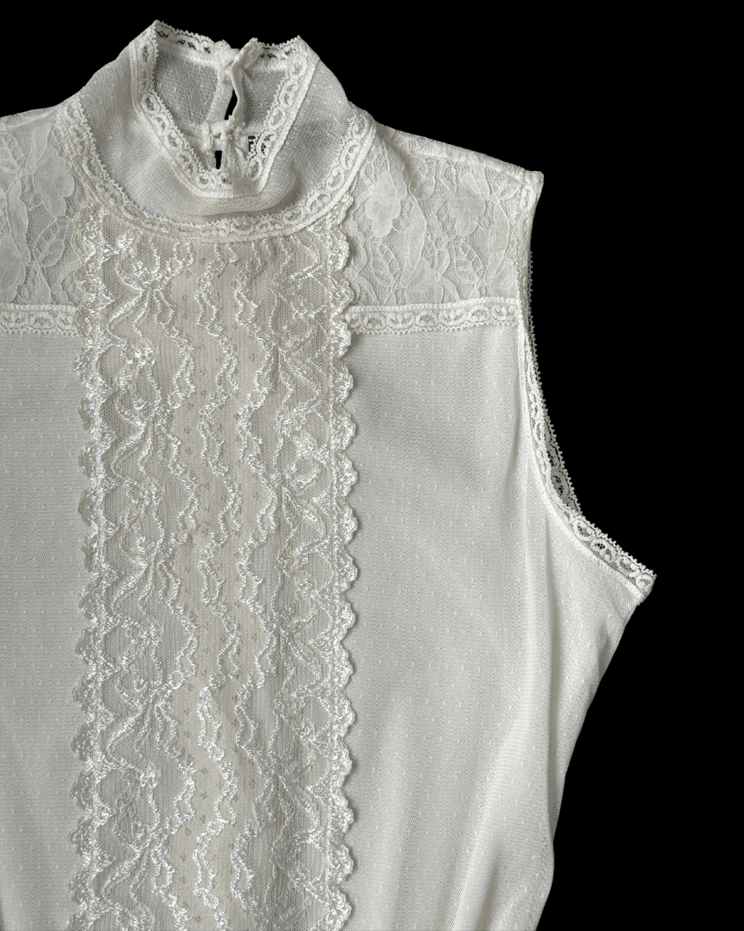 Lace Detailed Half Sleeve Blouse