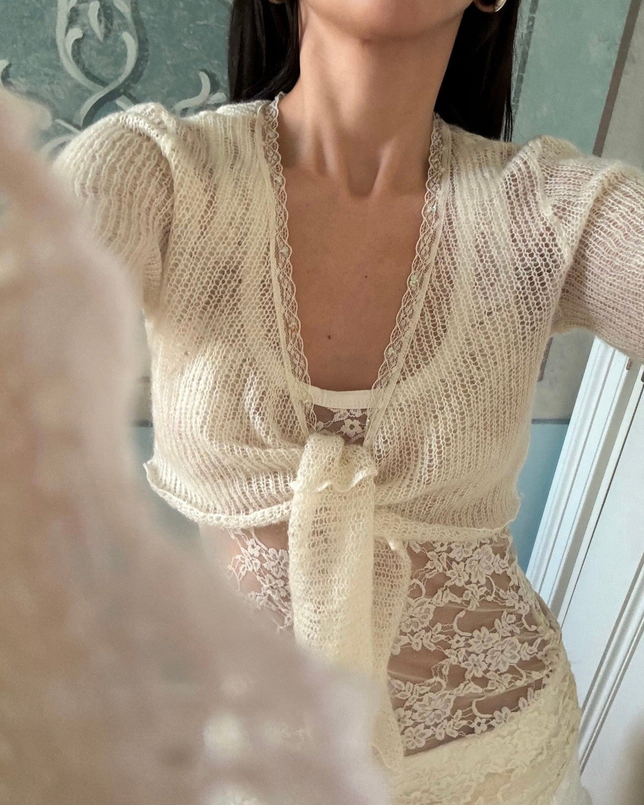 Tied Bolero