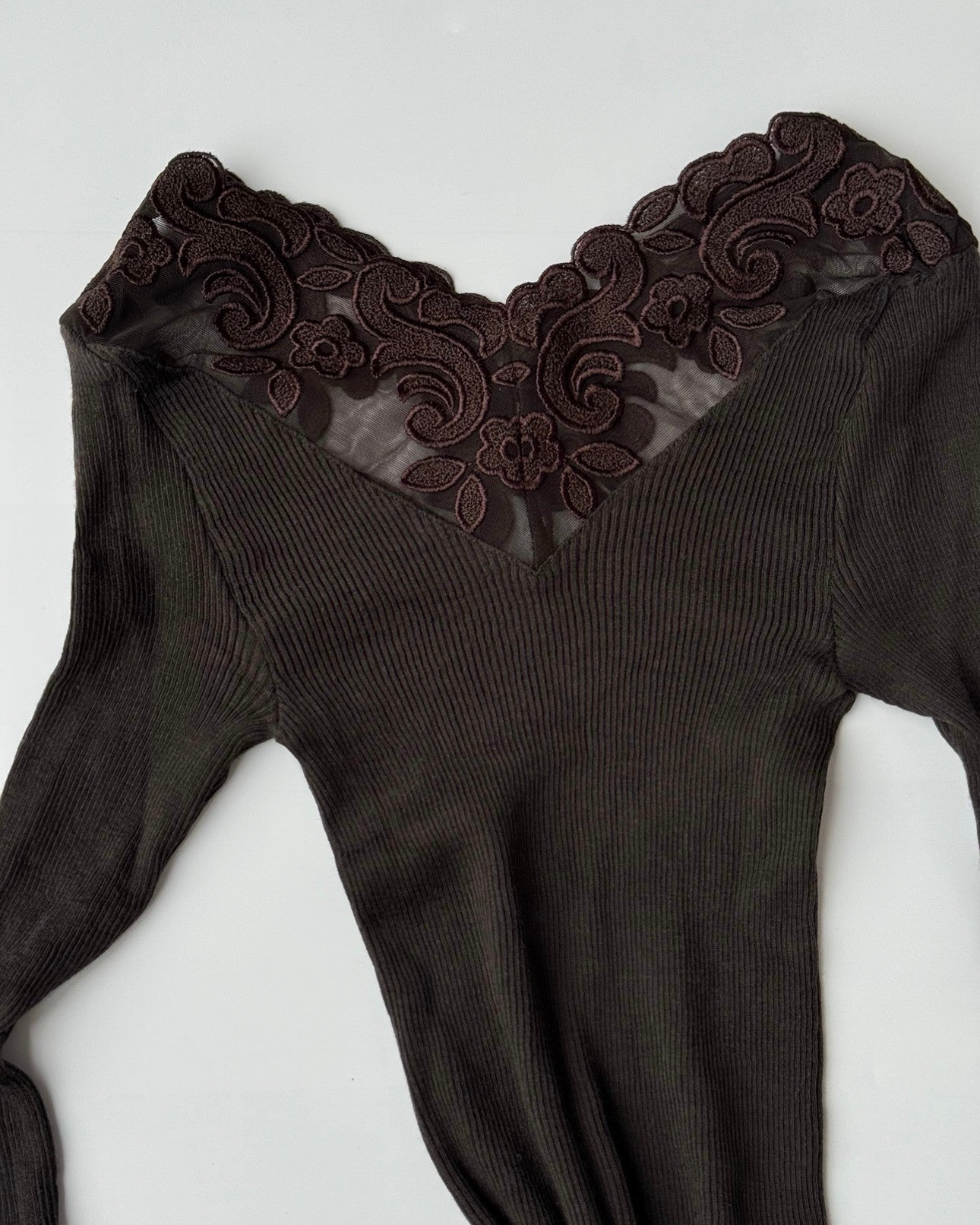 Lace Detailed Knit Blouse