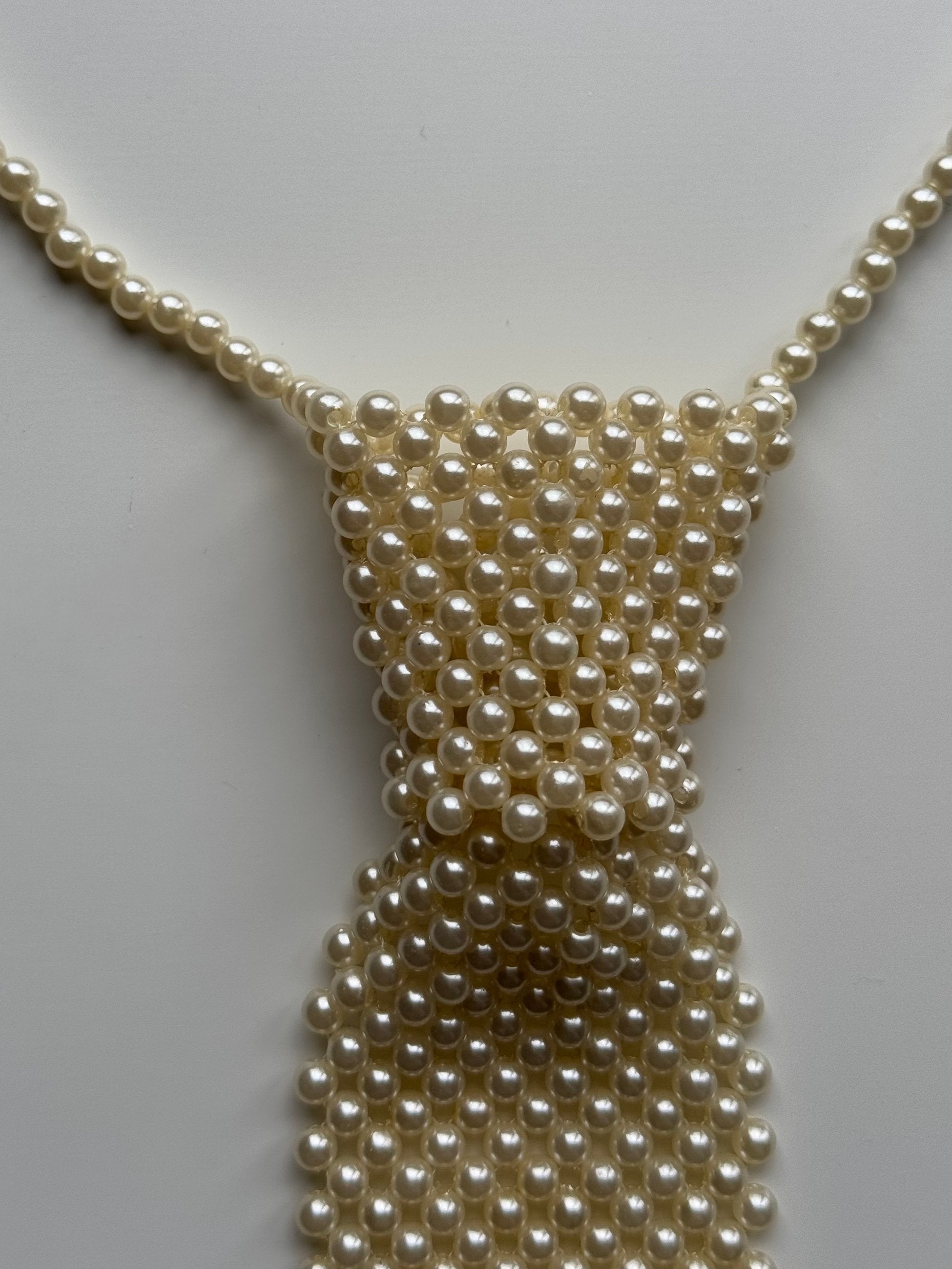Pearl Beaded Tie