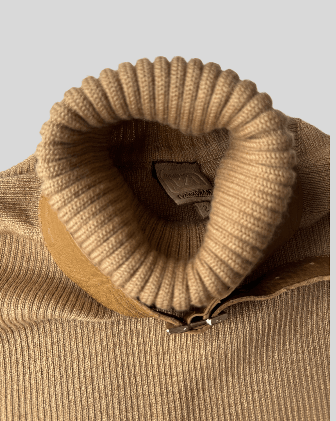 Vakkorama Brown Sweater