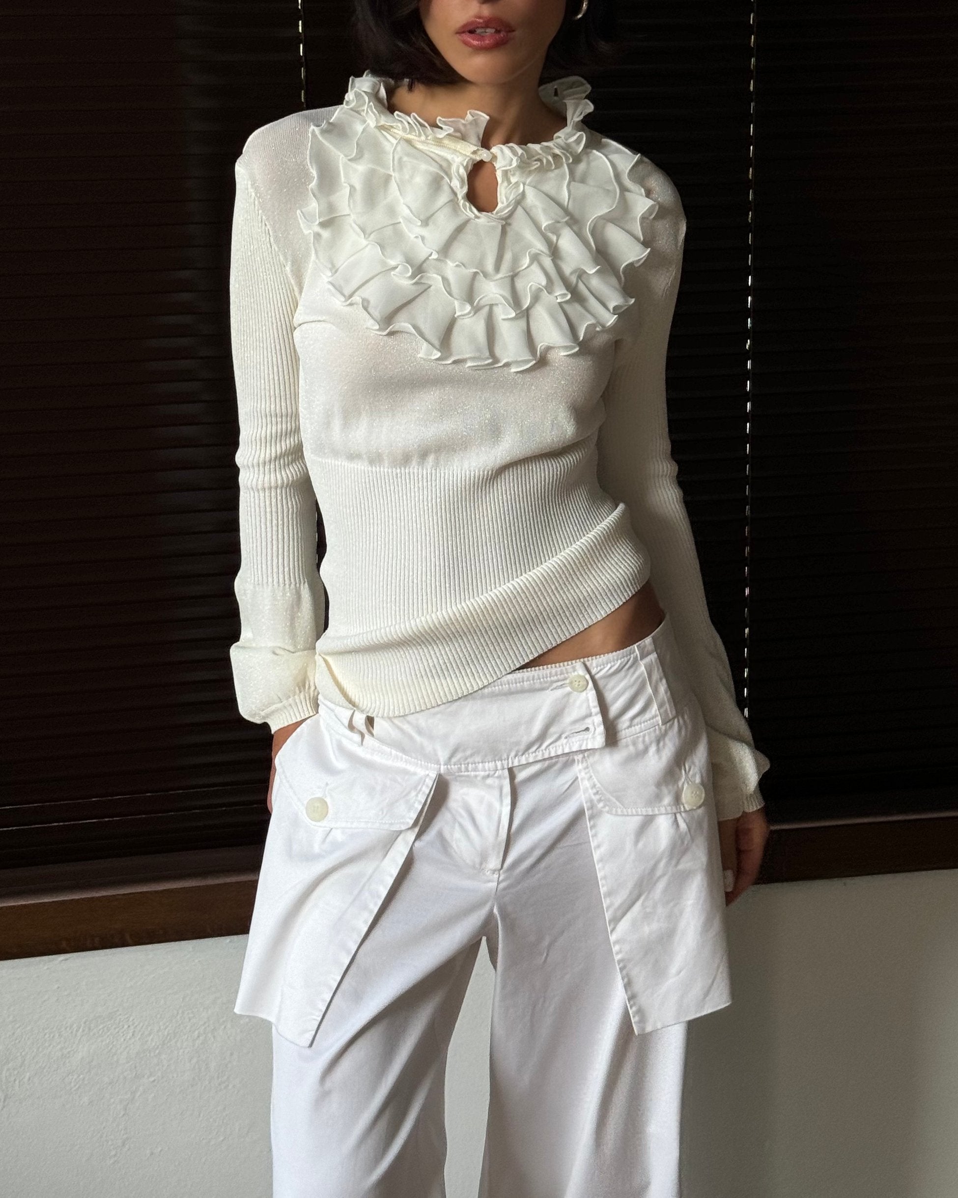 Knitted Sweater with Collar Detail