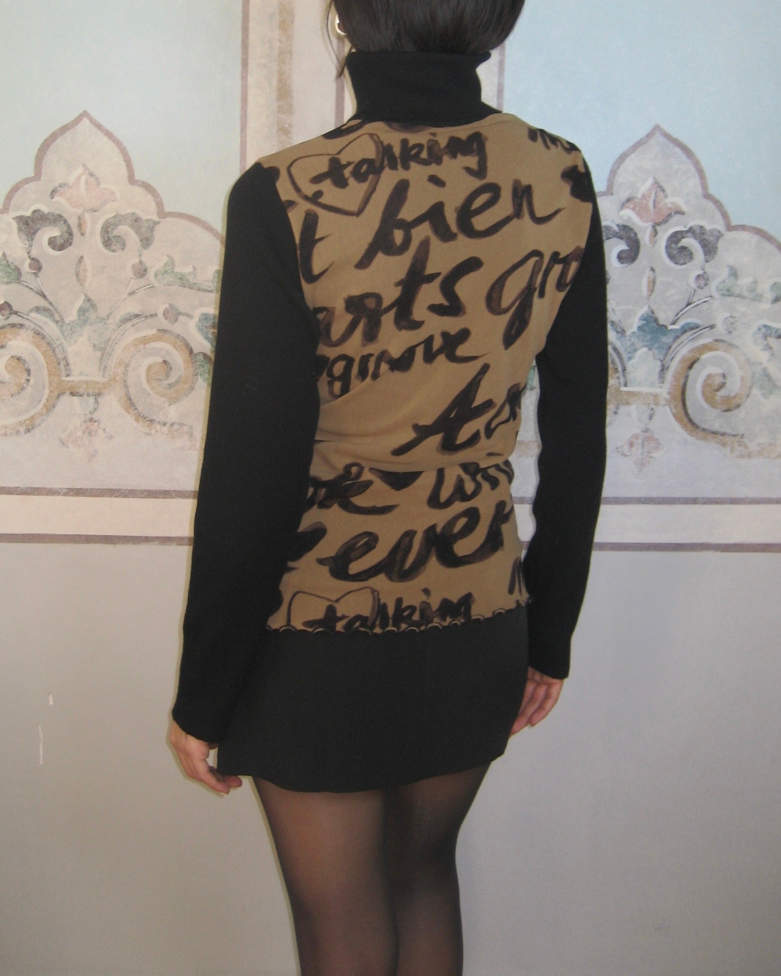 Vakko Turtleneck Blouse