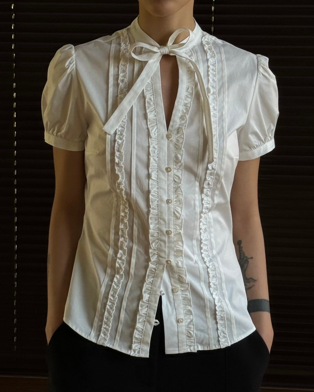 Short Sleeve Shirt with Collar Detail