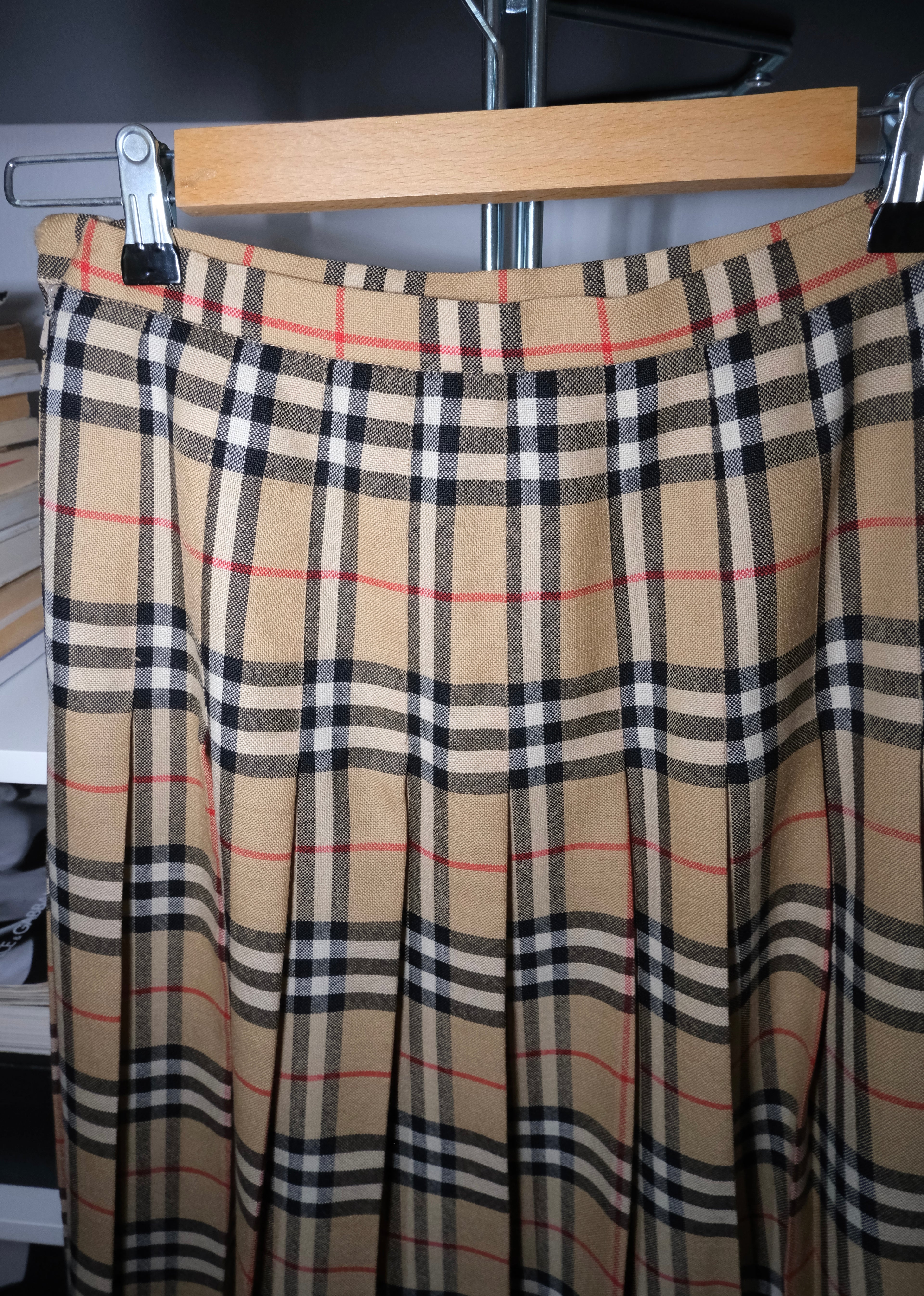 Burberry Pileli Etek