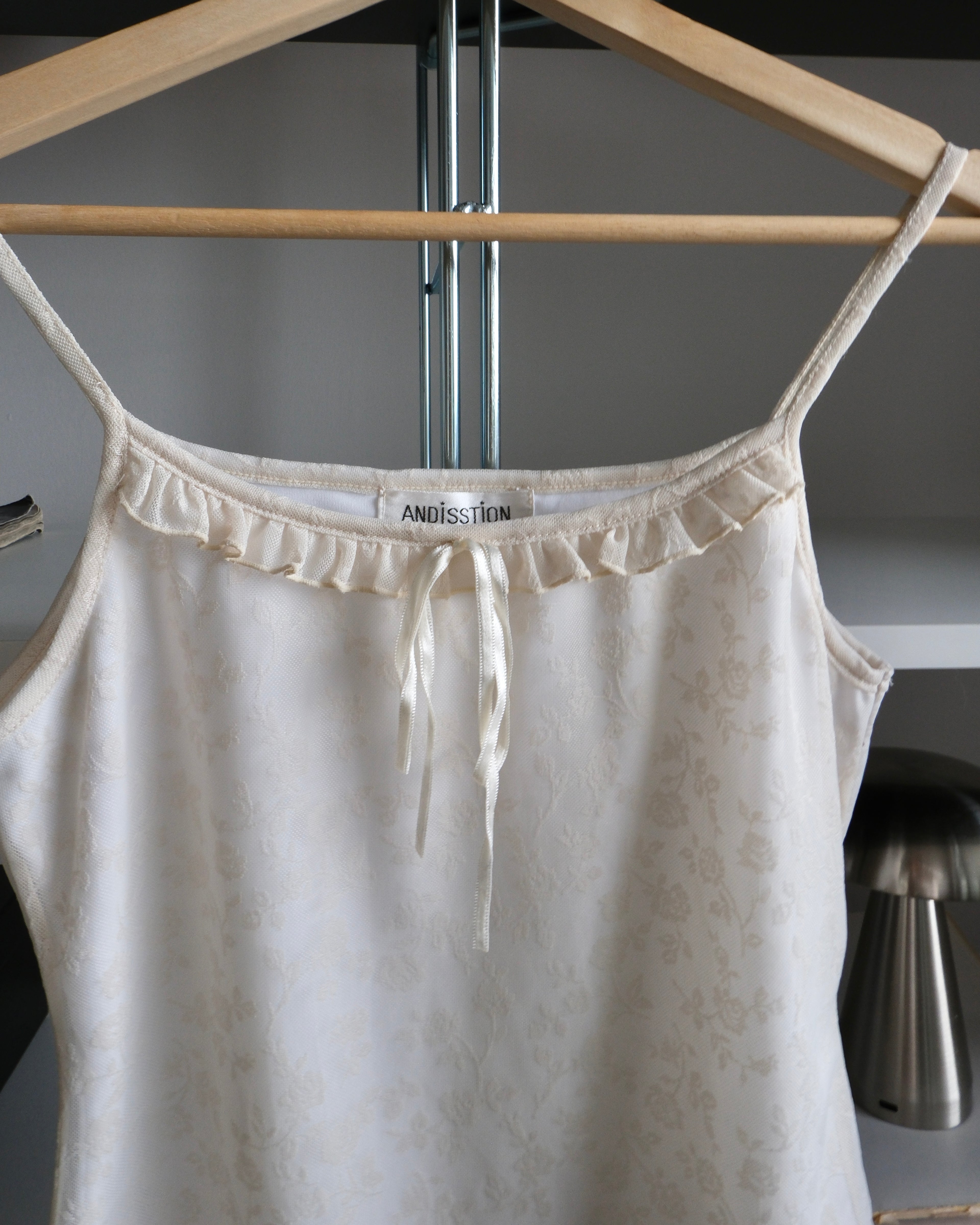 Gül Desenli Tül Bluz