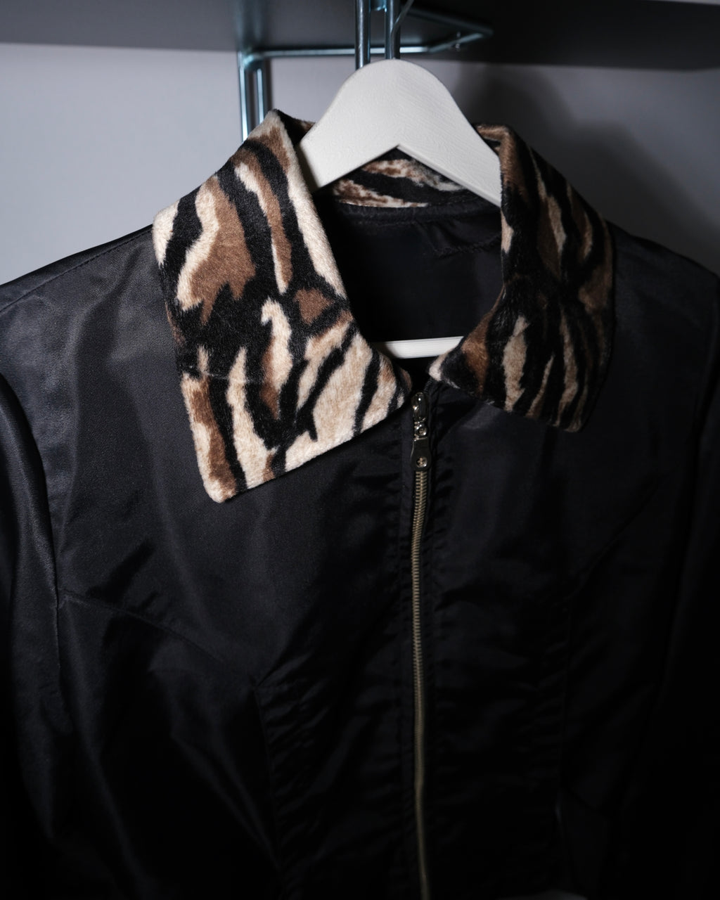 Short Jacket with Collar and Sleeve Details