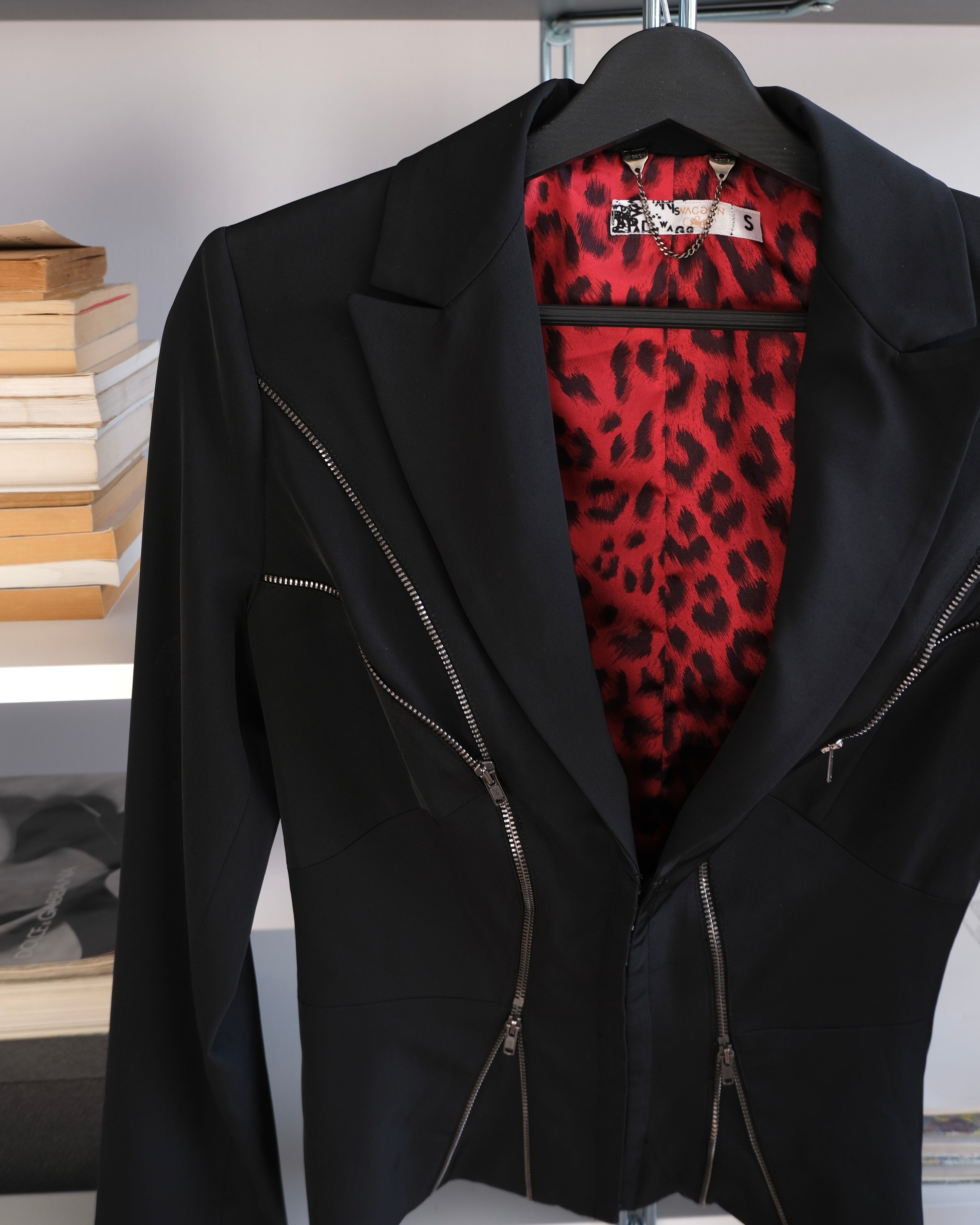 Fermuar Detaylı Ceket