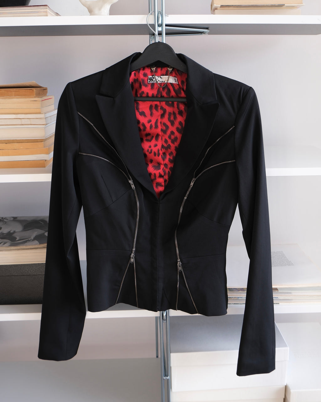 Fermuar Detaylı Ceket