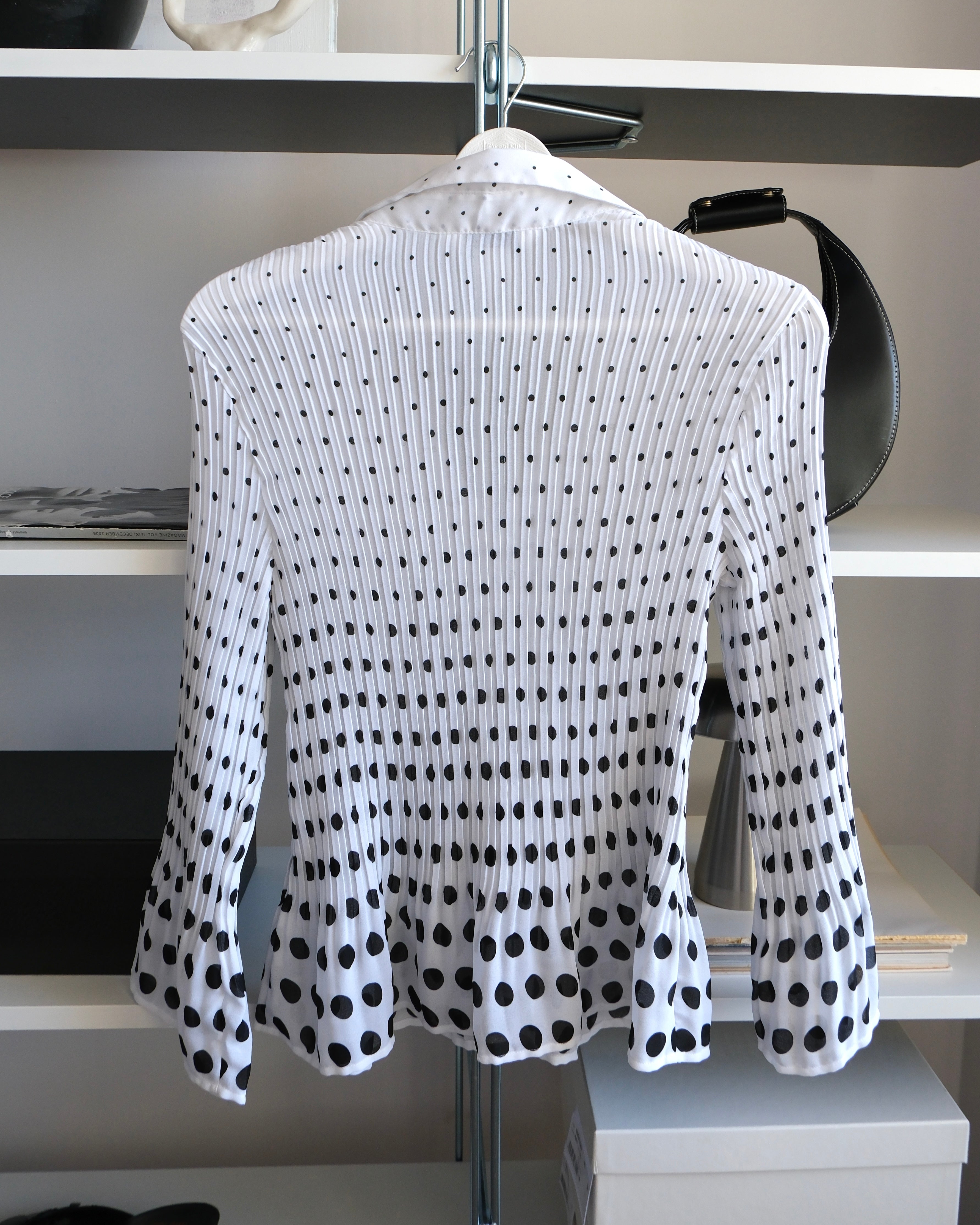 Polka Dot Gradient Shirt