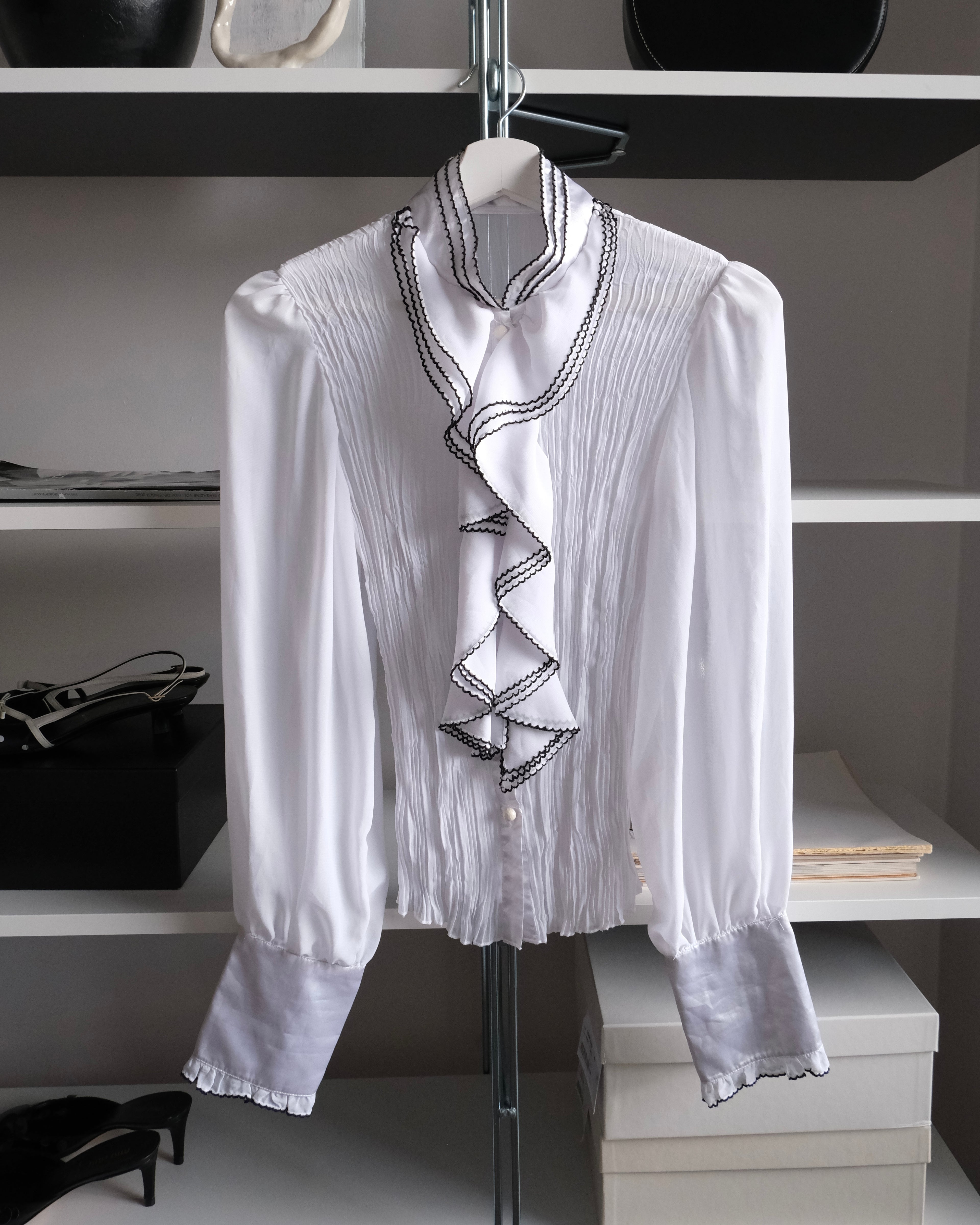 Shirt with Collar Detail