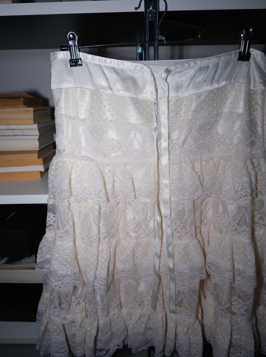 Dantel Detaylı Etek