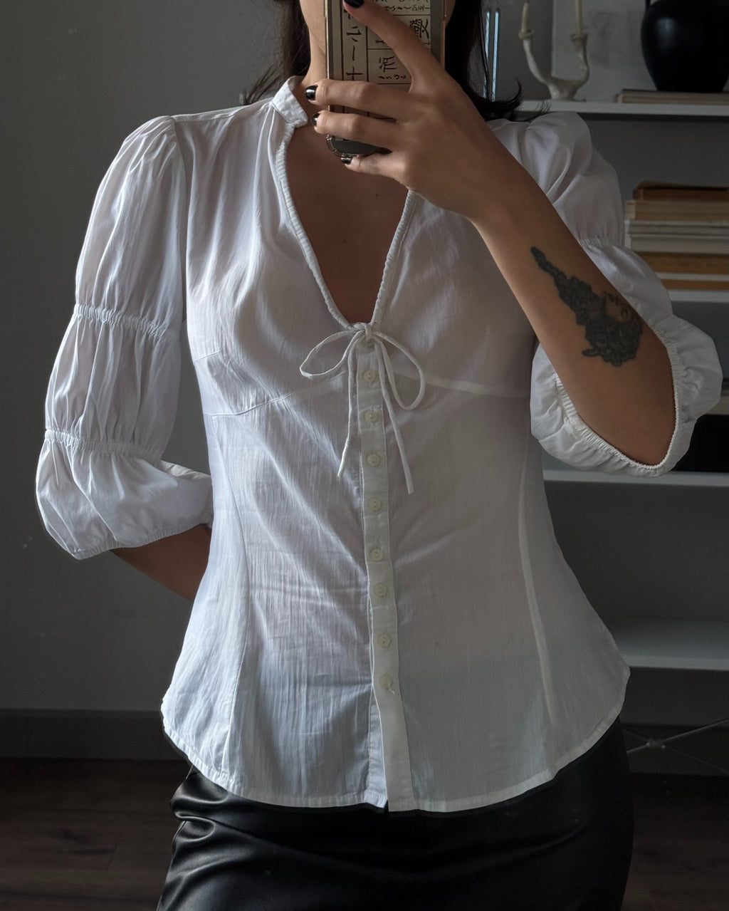 Kol Detaylı Gömlek