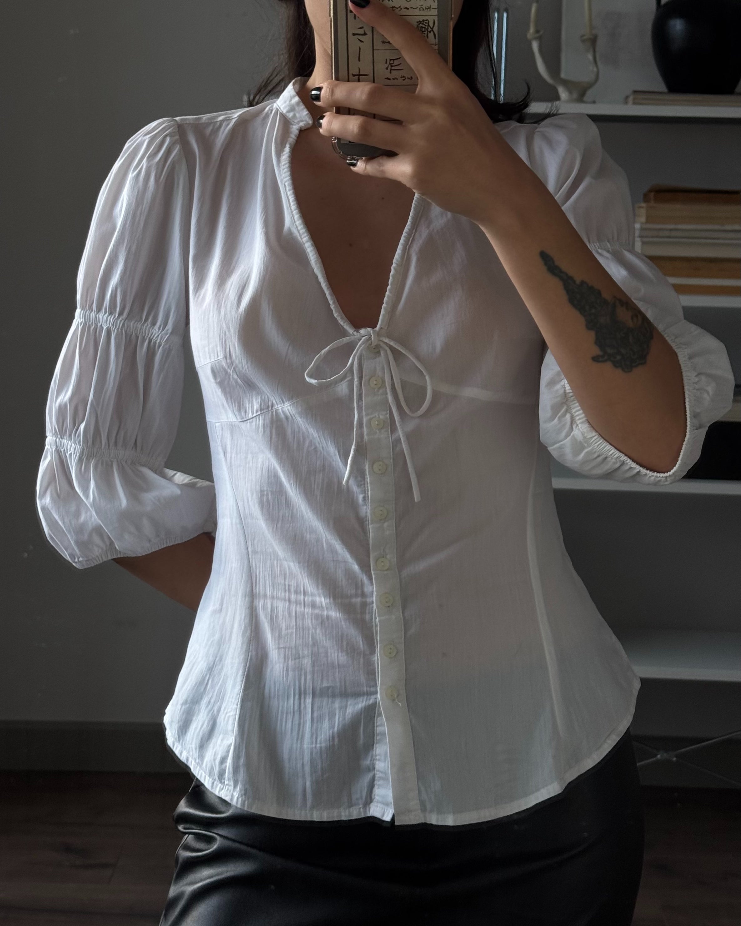 Kol Detaylı Gömlek