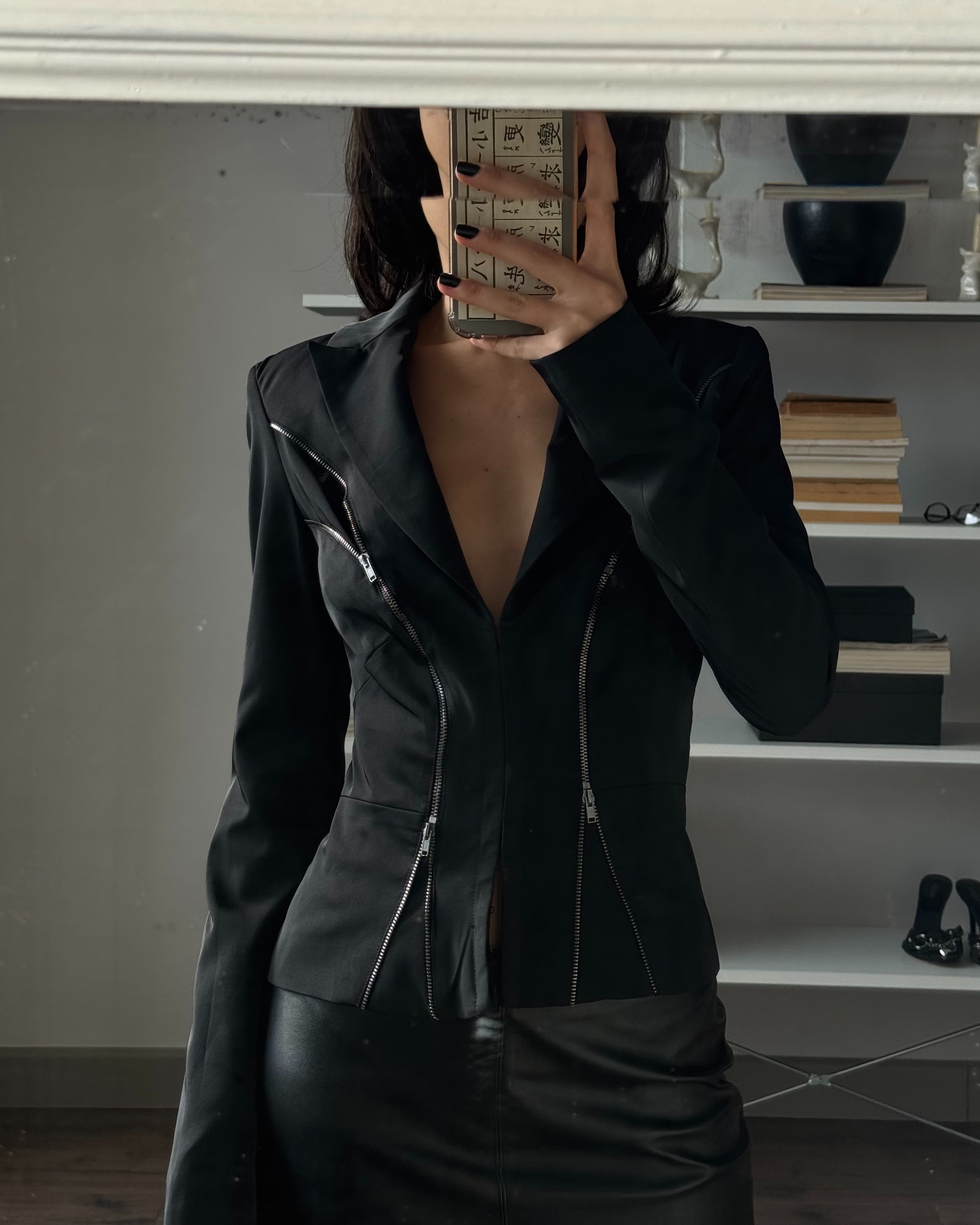 Fermuar Detaylı Ceket