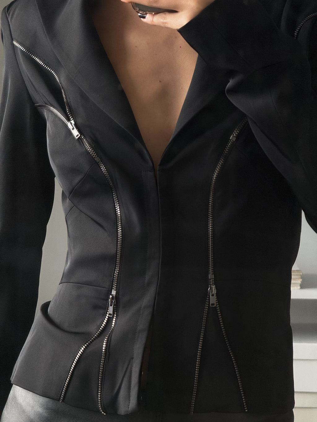 Fermuar Detaylı Ceket