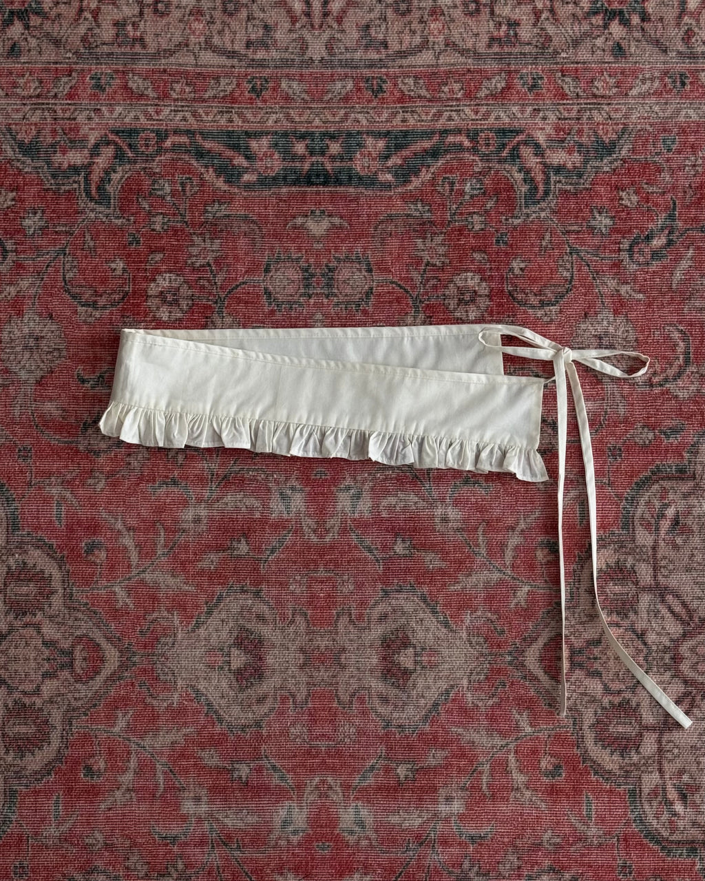 Maru Fırfırlı Kemer