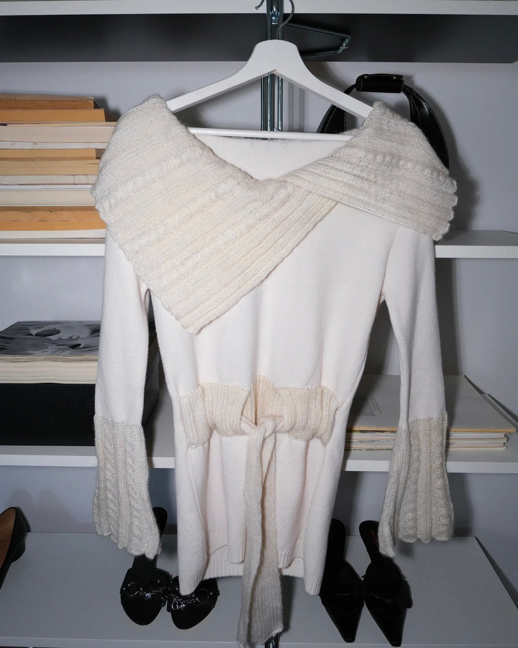 Sweater with Collar Detail