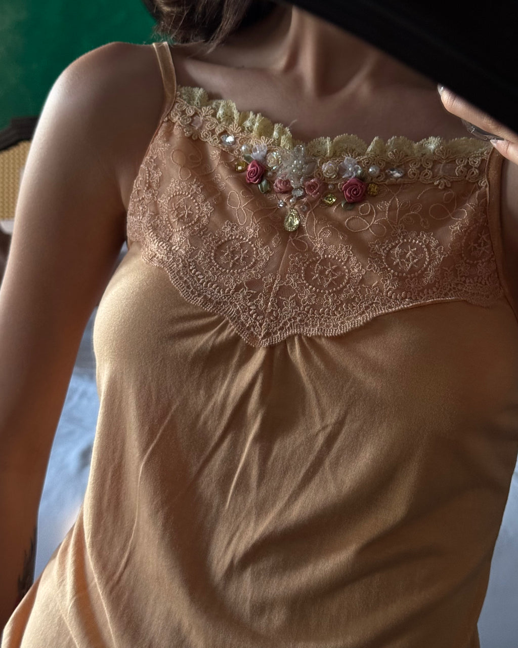 Flower Detailed Strapless Blouse