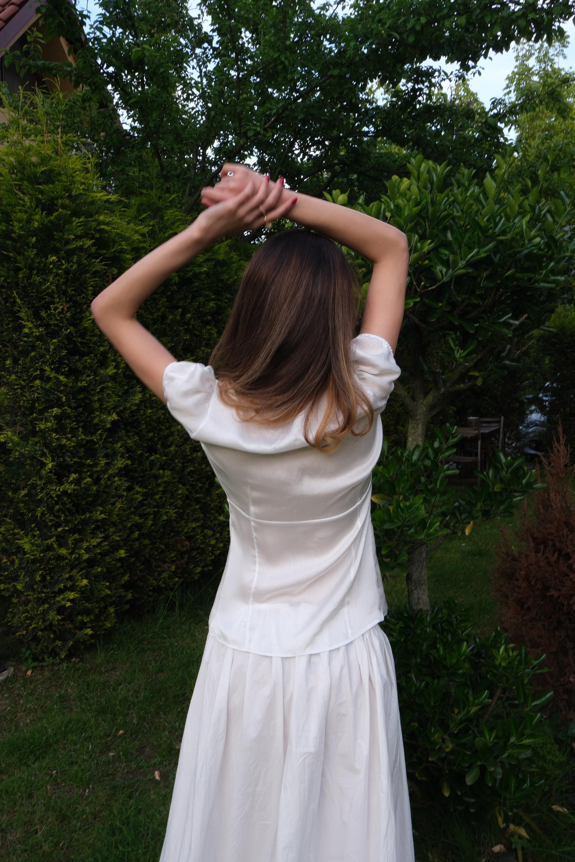 Ecru Blouse with Collar Detail