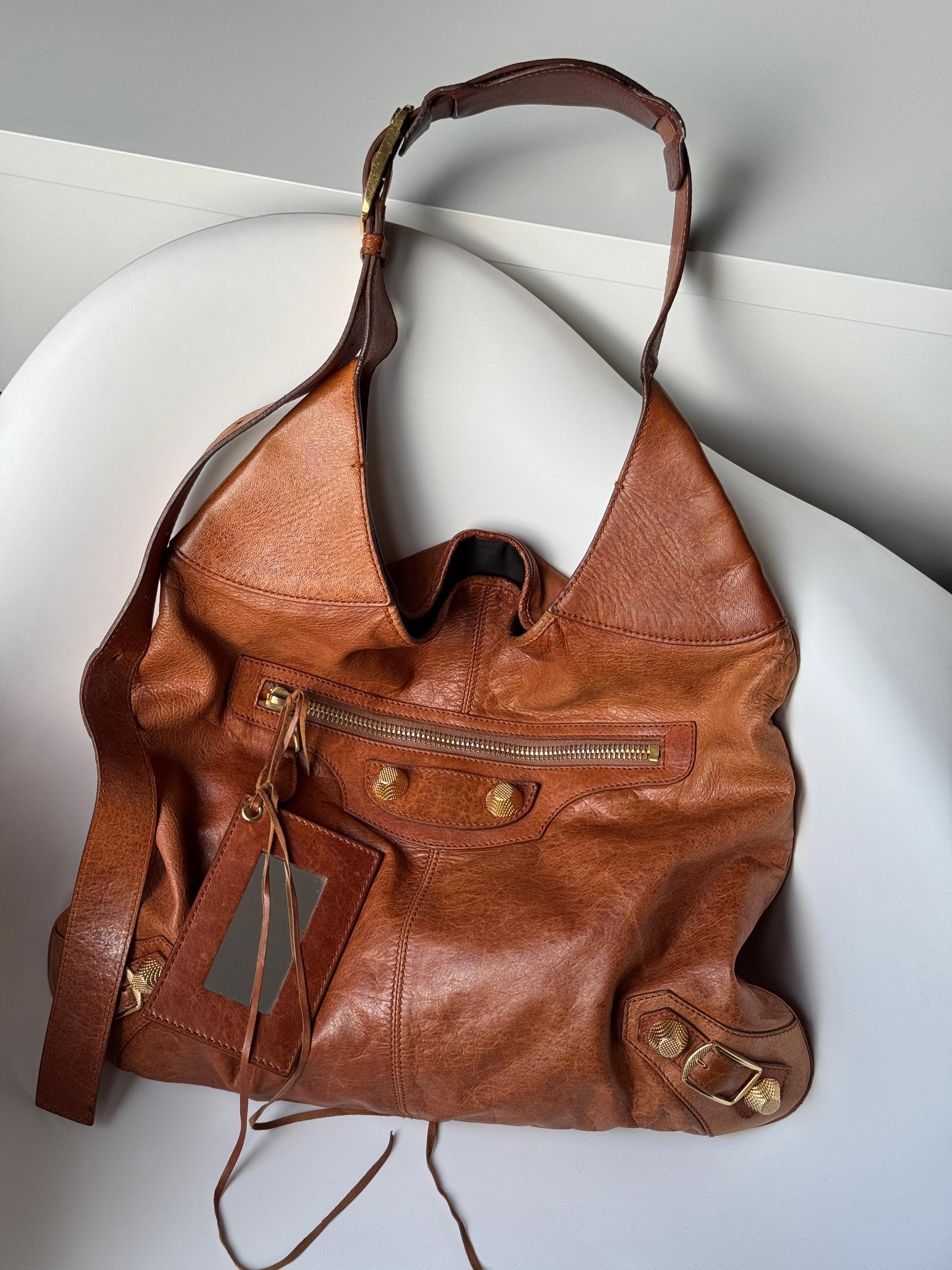 Balenciaga Messenger Çanta