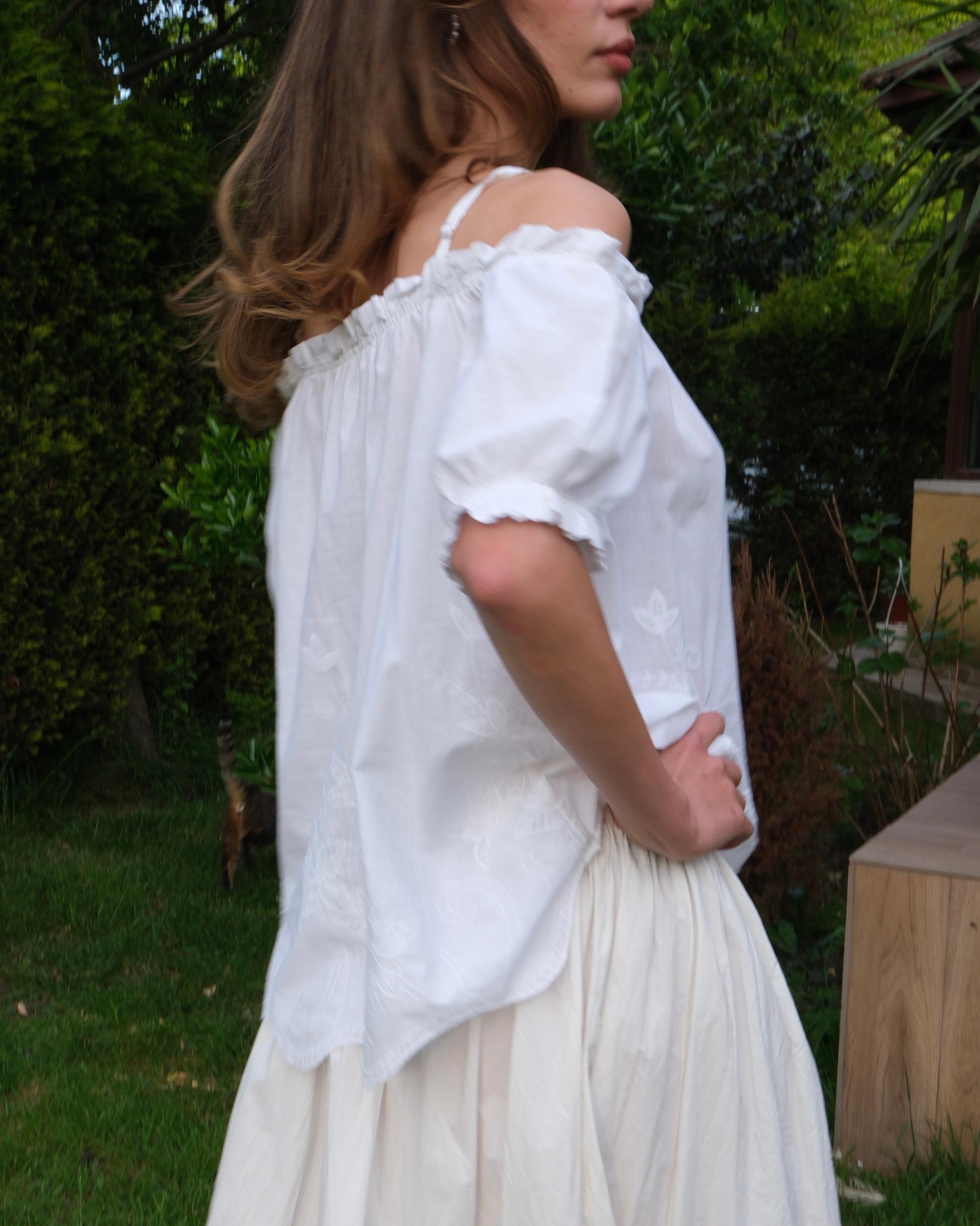 Floral Embroidered Loose Blouse