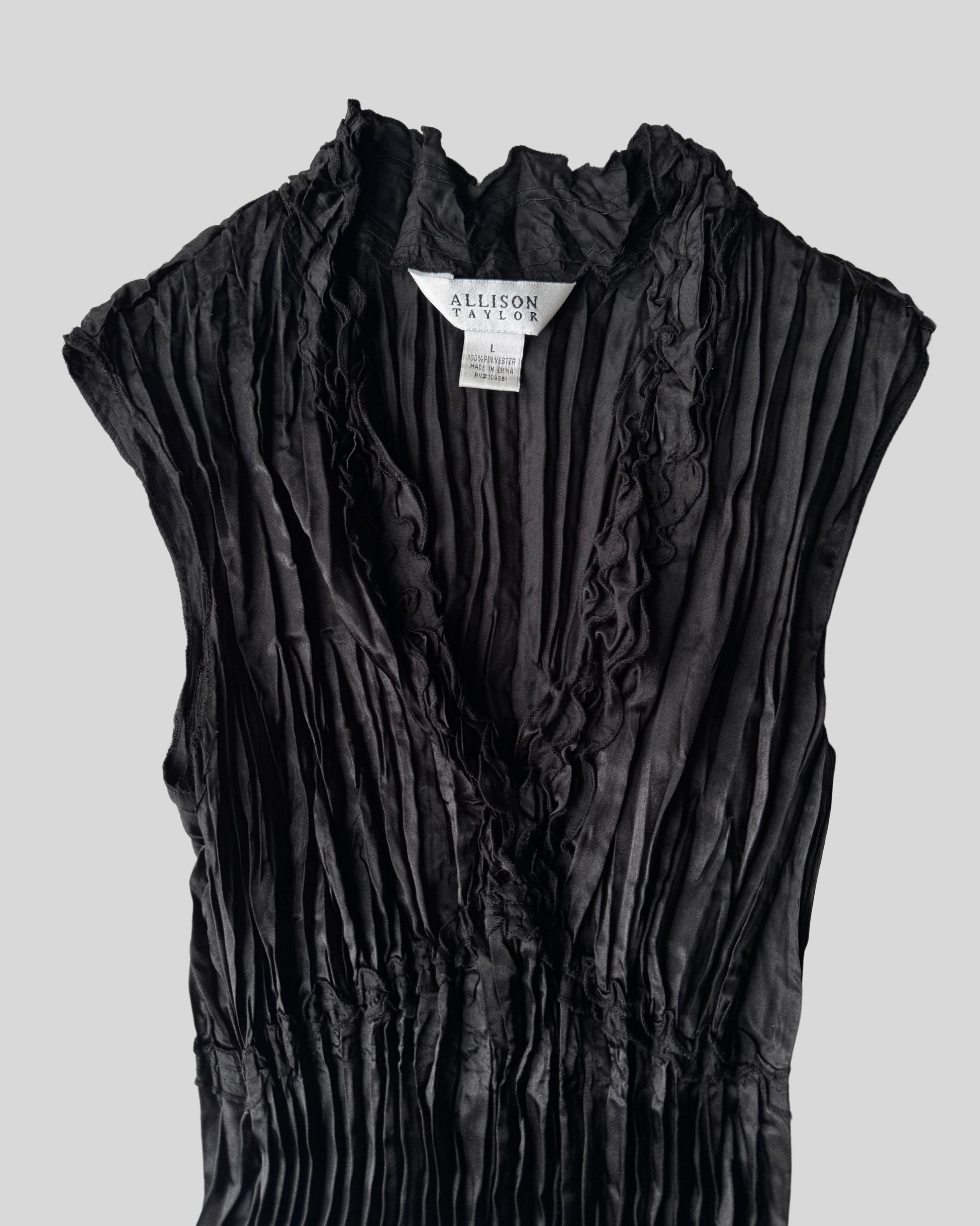 Accordion Black Blouse