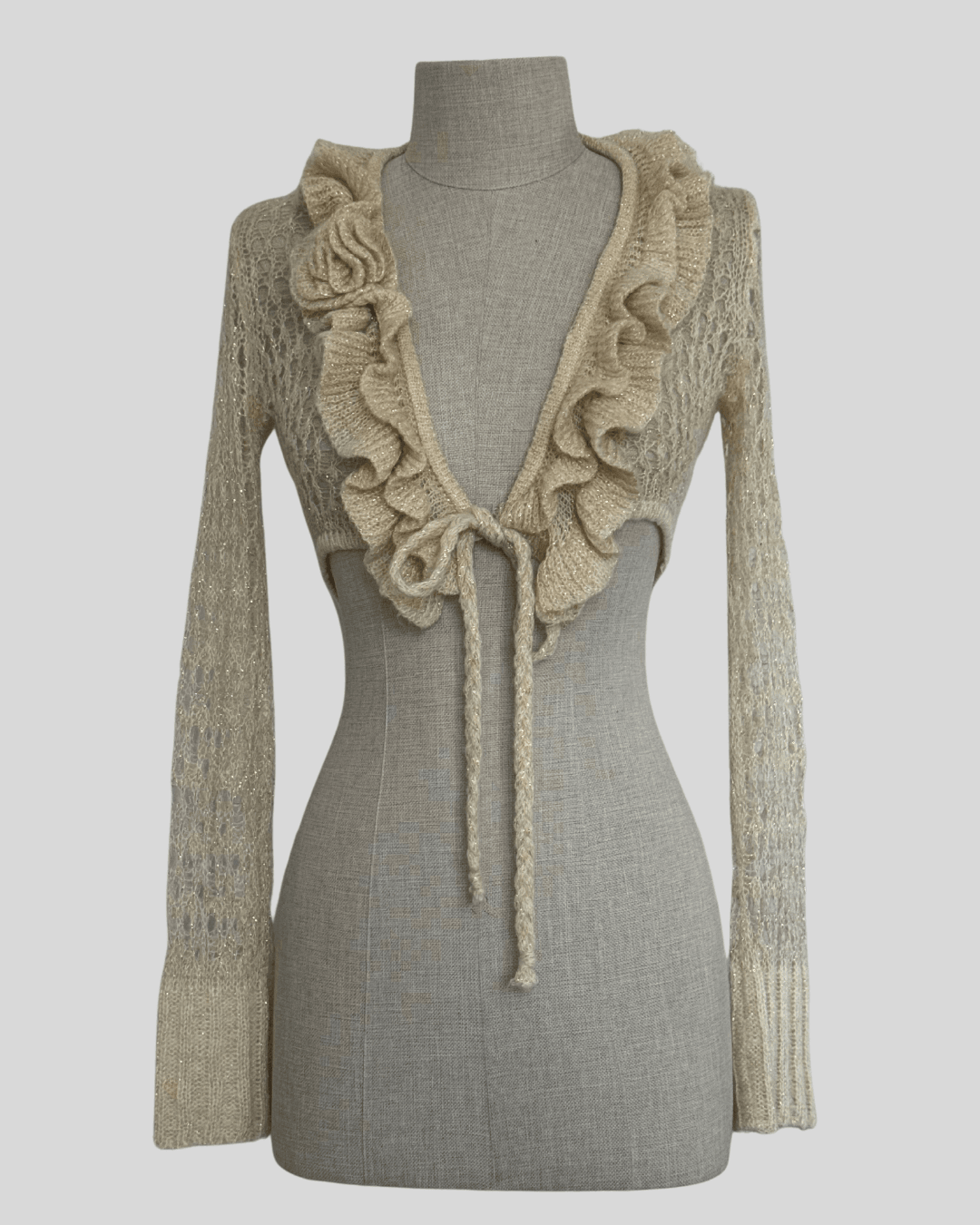 Yaka Detaylı Krem Bolero