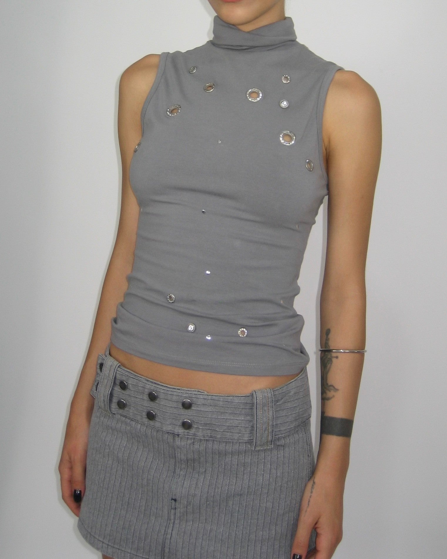 Sleeveless Gray Blouse with Eyelet Detail