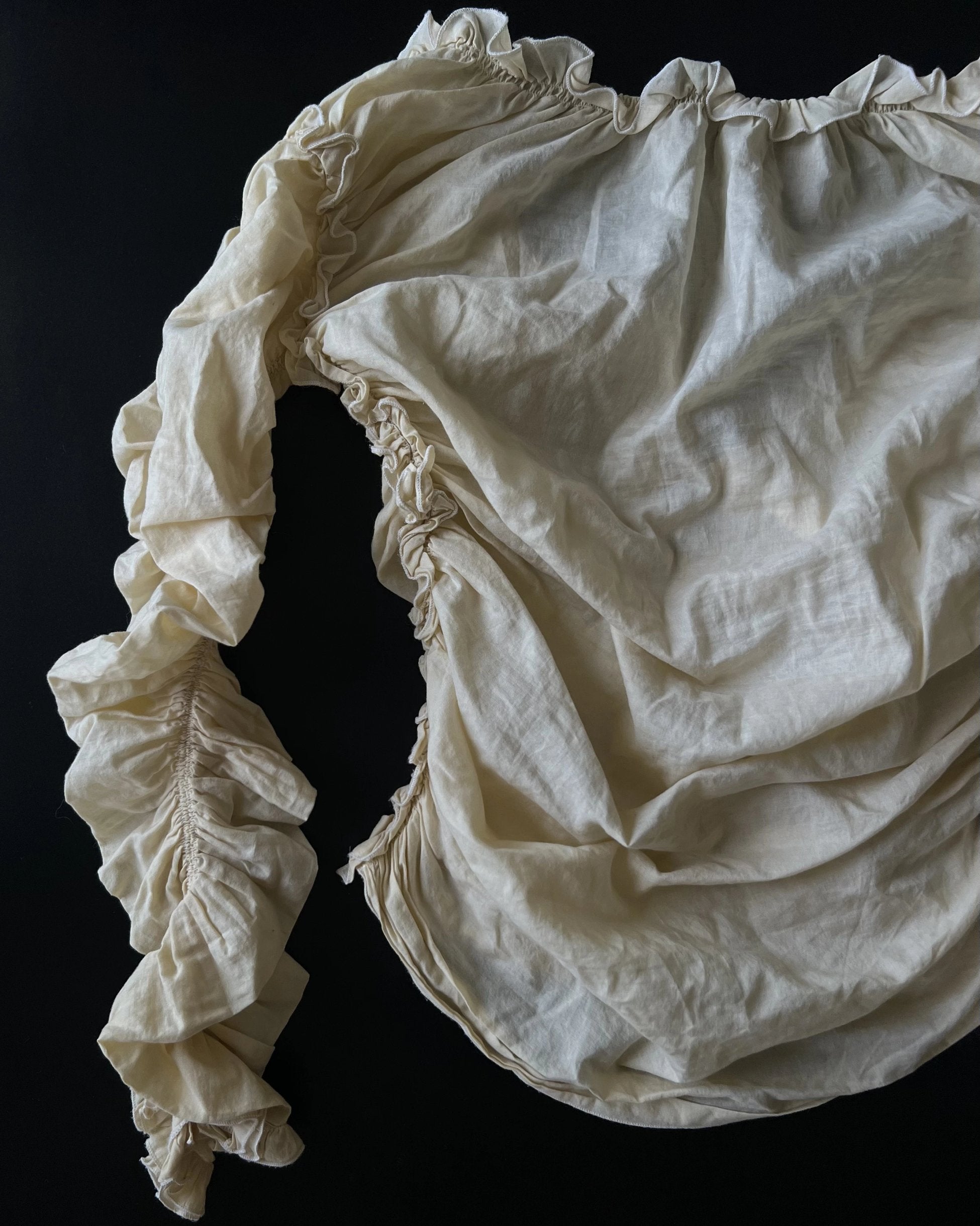 Vakkorama Vintage Pleated Blouse