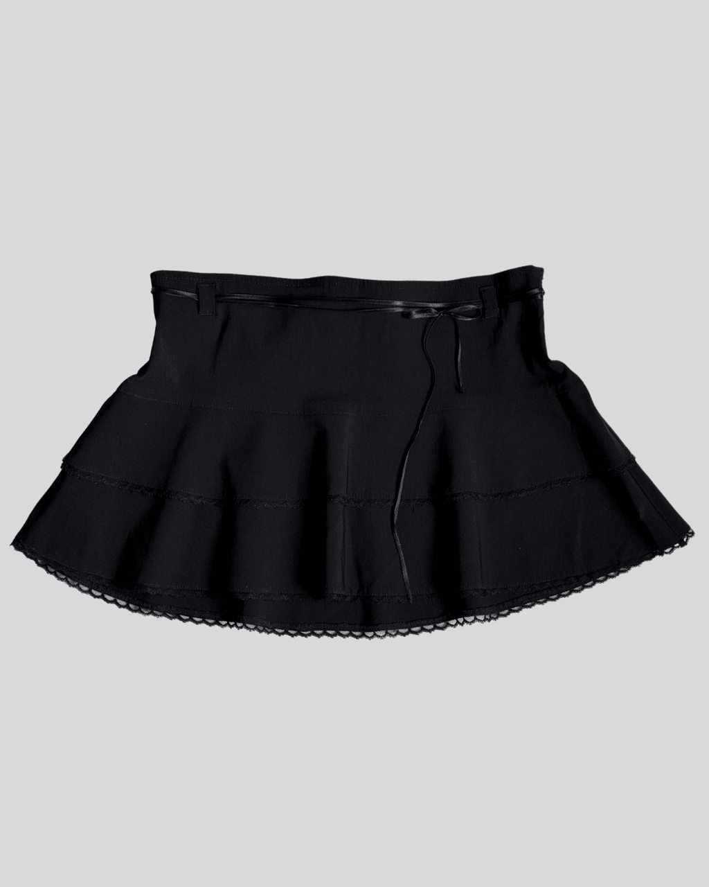Kurdele Detaylı Mini Etek