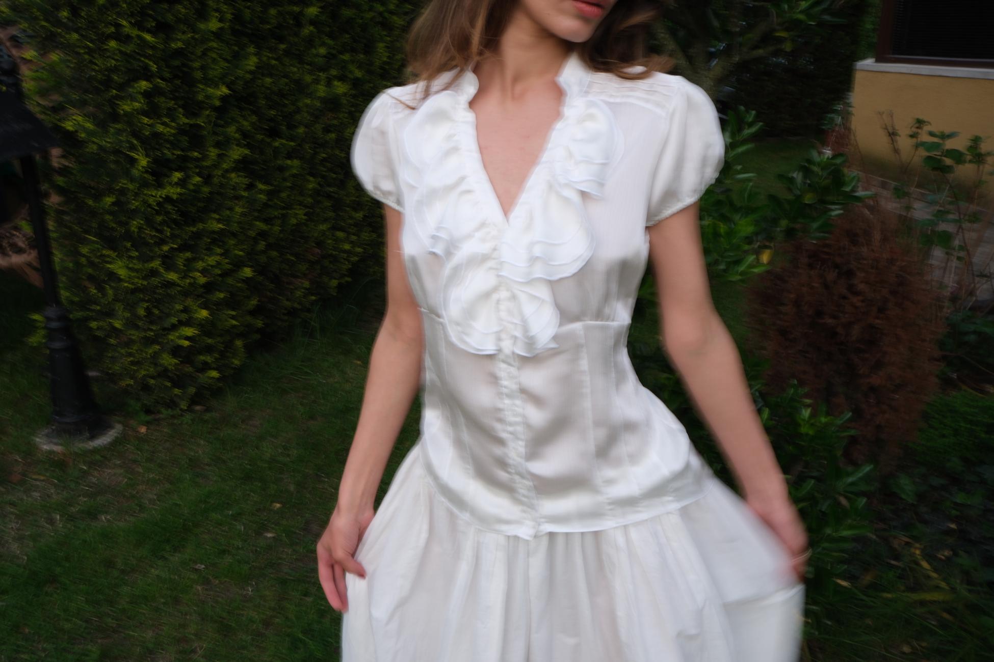 Ecru Blouse with Collar Detail