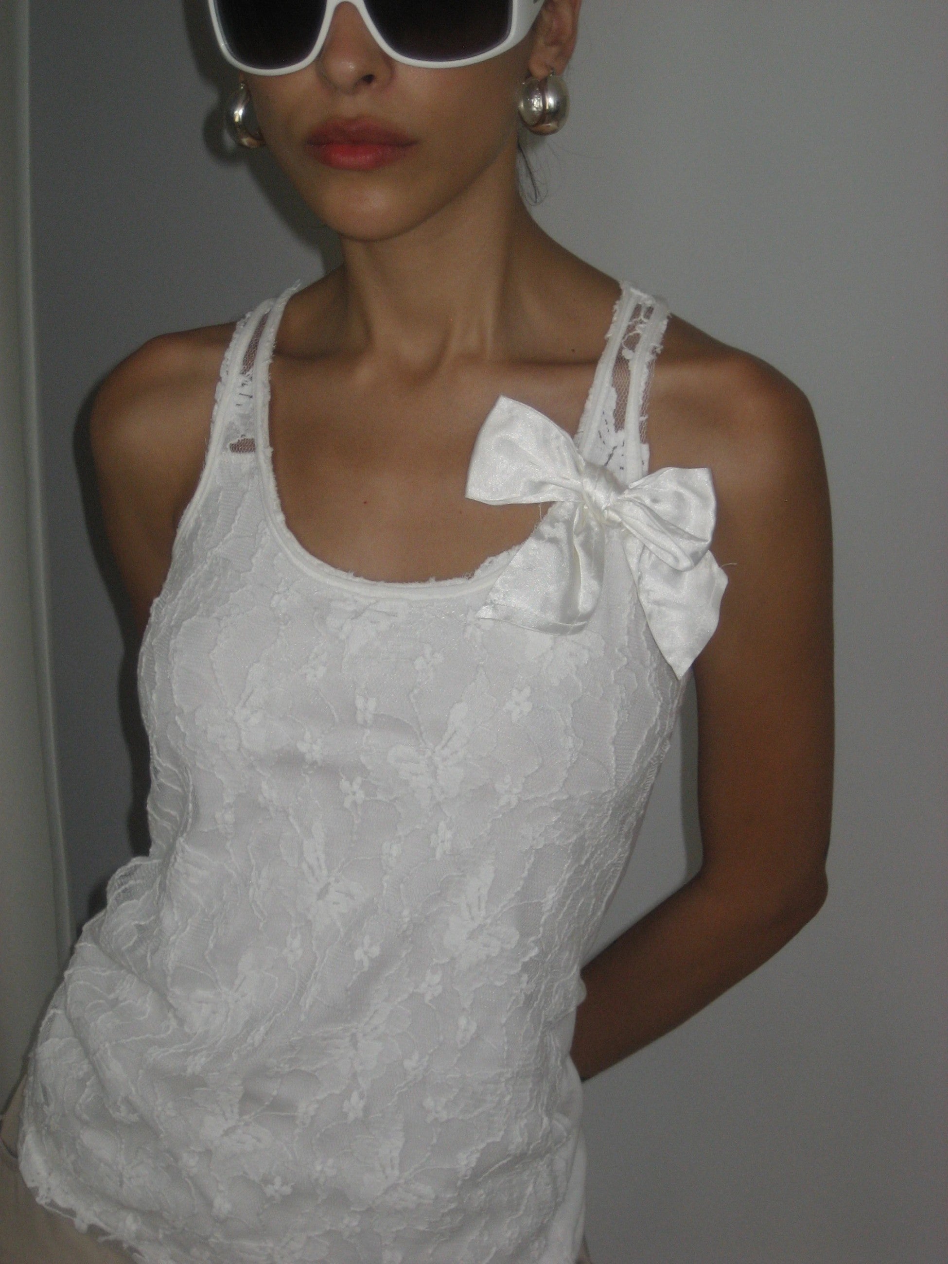 Lace and Bow Detailed Tank Top